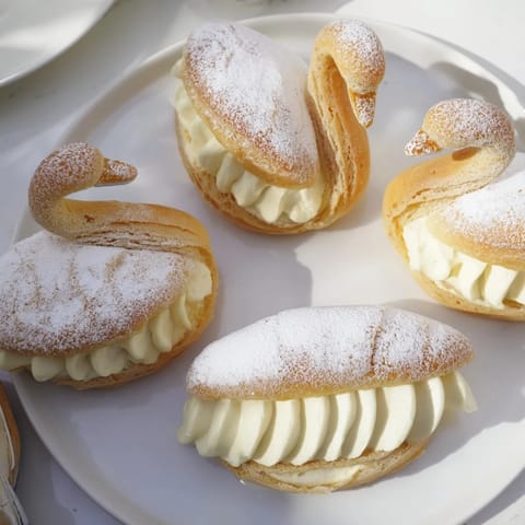 Feathered Friend Swan Platter